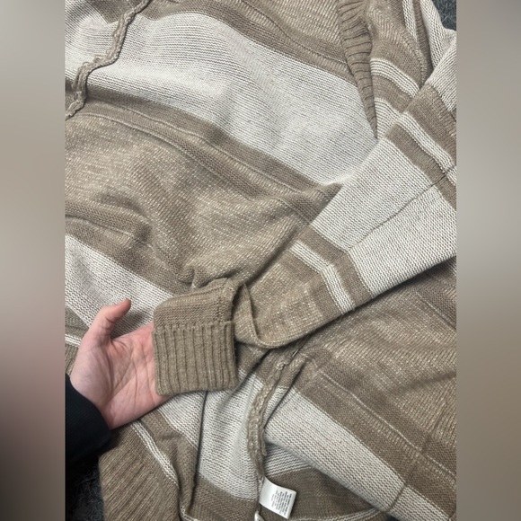 Y2k Long Striped Cardigan with Pockets! - Picture 8 of 15